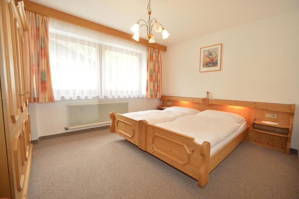 Fernblick Apartment Лойташ Стая снимка